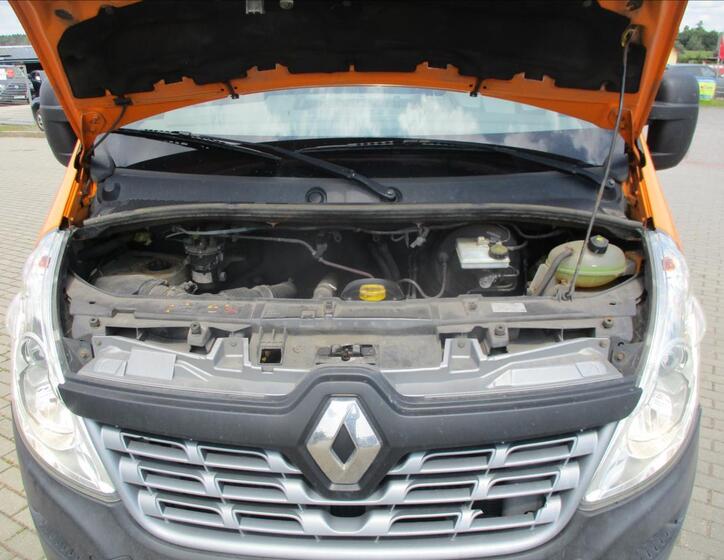 Renault Master 17