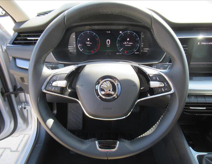 Škoda Octavia 10