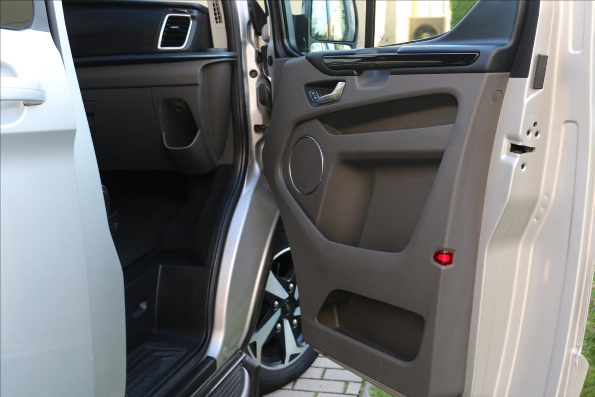 Ford Tourneo Custom
