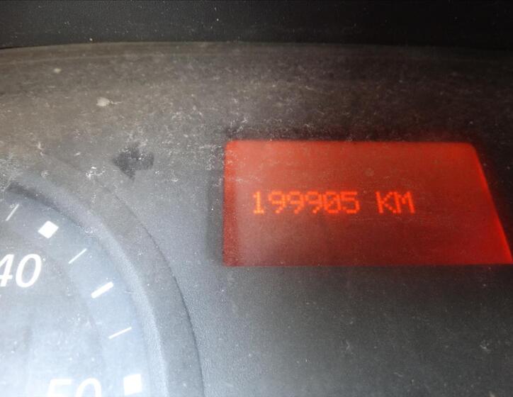 Renault Trafic 16