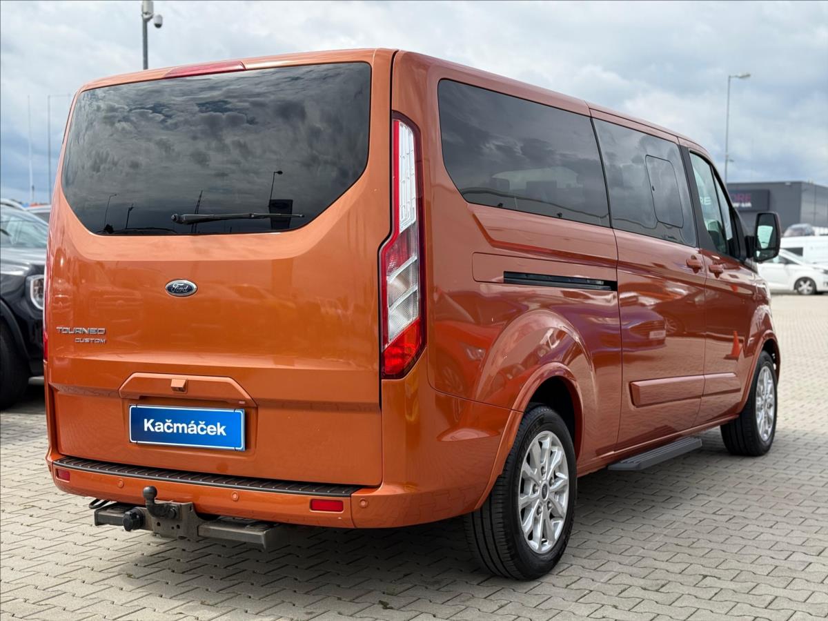 Ford Tourneo Custom
