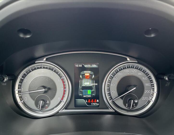Suzuki Vitara 12