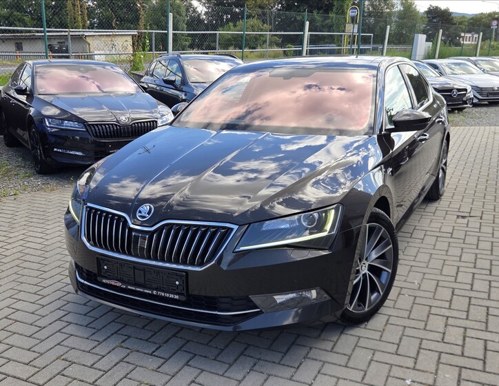 Škoda Superb 1