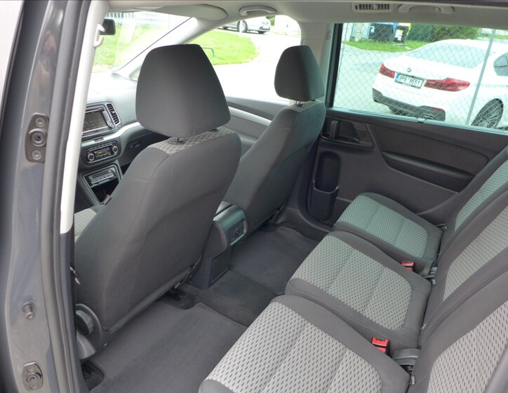Volkswagen Sharan 24