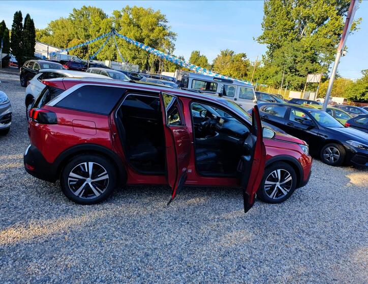 Peugeot 5008 19