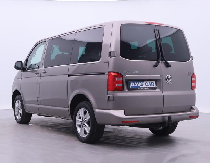 Volkswagen Multivan 5
