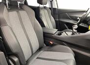 Peugeot 3008 8