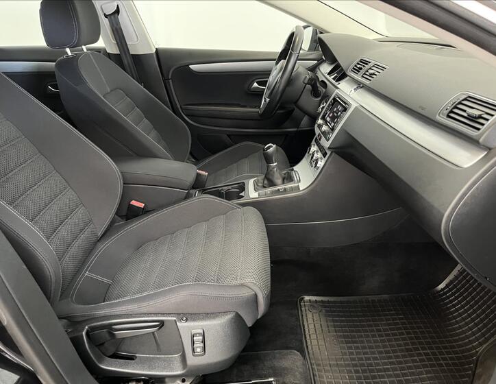 Volkswagen CC 24