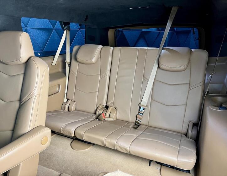 Cadillac Escalade 13