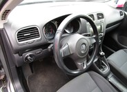 Volkswagen Golf 10