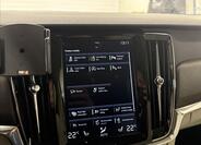Volvo V90 23