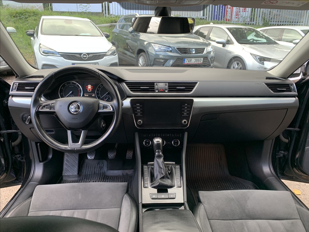 Škoda Superb