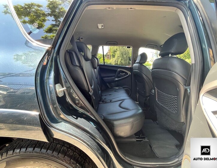 Toyota RAV4 26