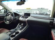 Lexus NX 300h 61