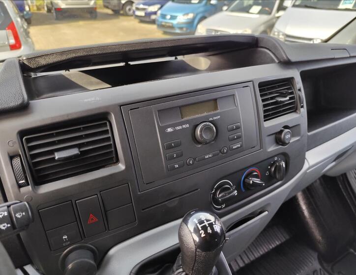 Ford Transit 17