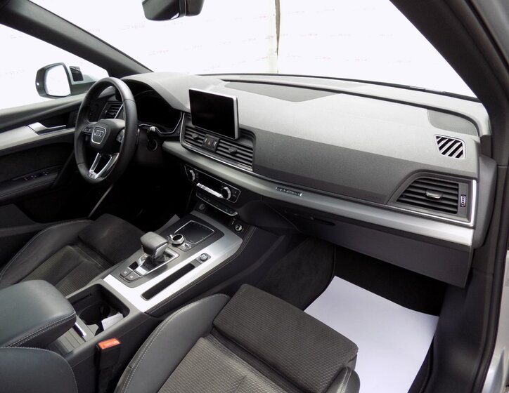 Audi Q5 14