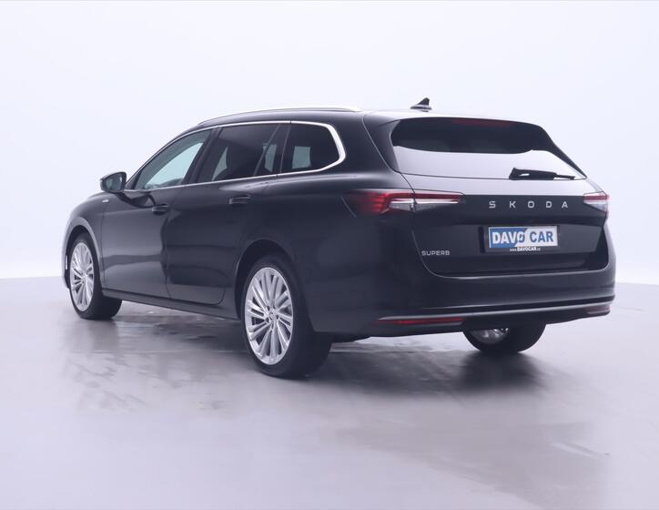 Škoda Superb 5