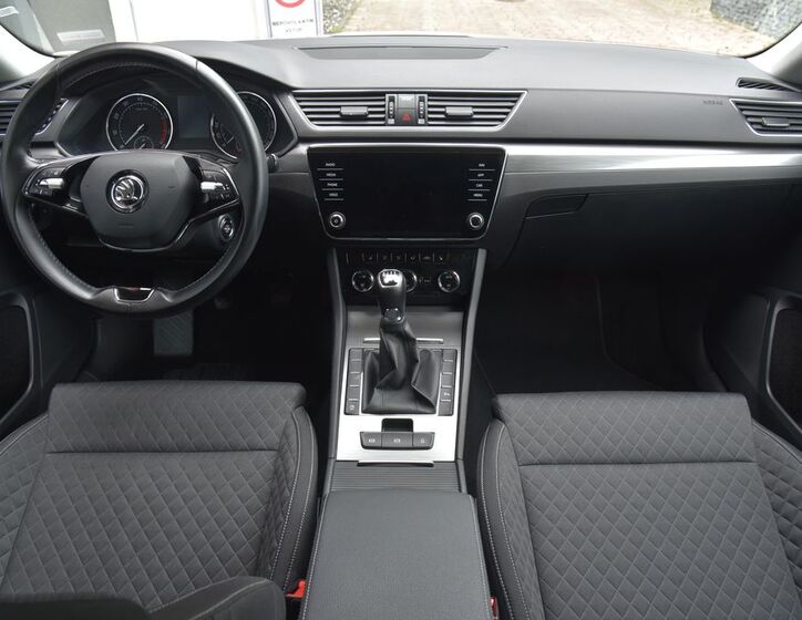 Škoda Superb 24
