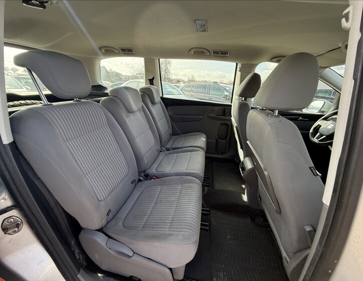 Seat Alhambra 17