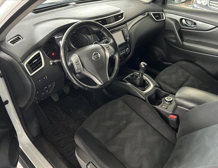 Nissan X-Trail 7