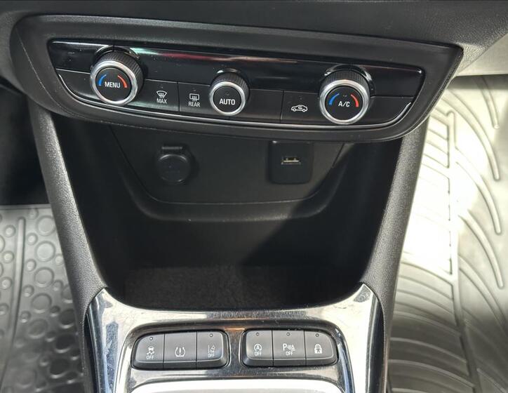 Opel Crossland X 25