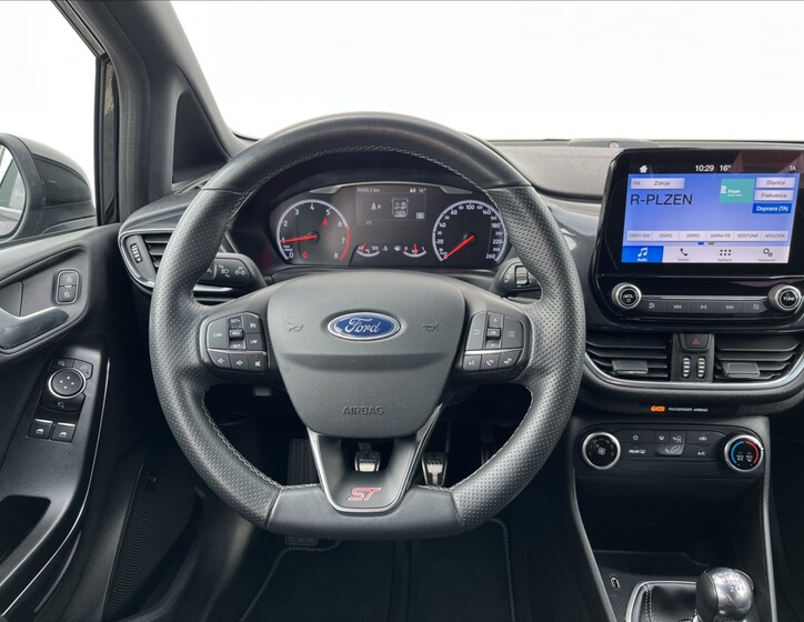 Ford Fiesta 24