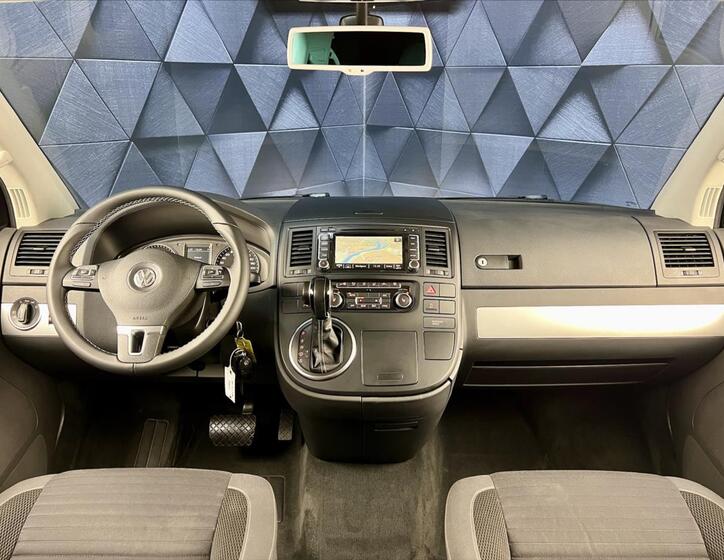 Volkswagen Multivan 9