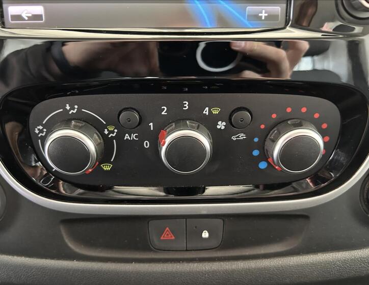 Renault Trafic 20
