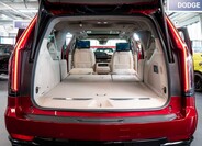 Cadillac Escalade 8