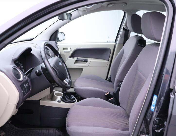 Ford Fusion 11