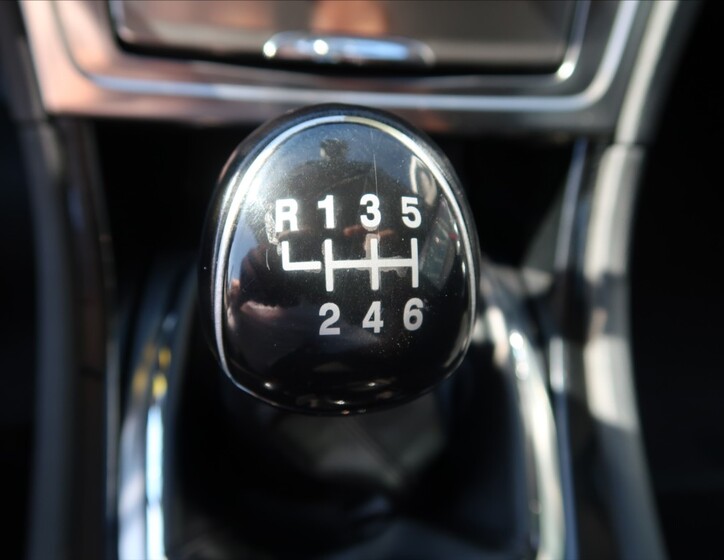 Ford Mondeo 19