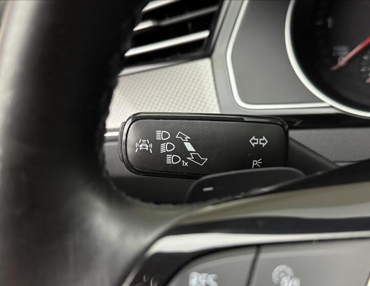 Volkswagen Passat 10