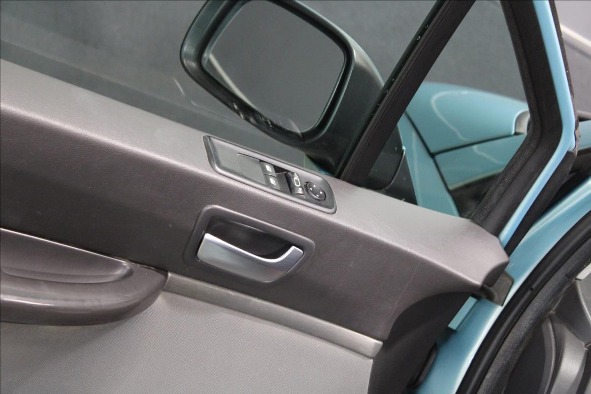 Citroën C8