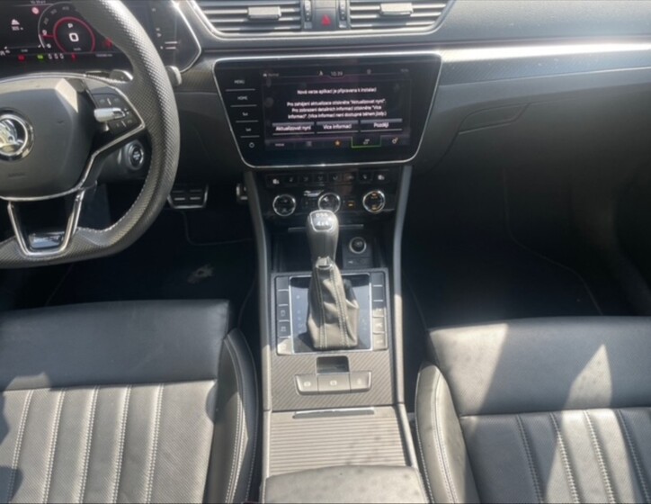 Škoda Superb 10