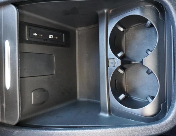 Mercedes-Benz Třídy V 27