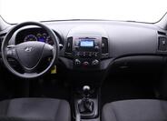 Hyundai i30 27
