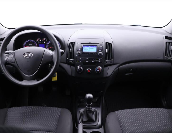 Hyundai i30 27