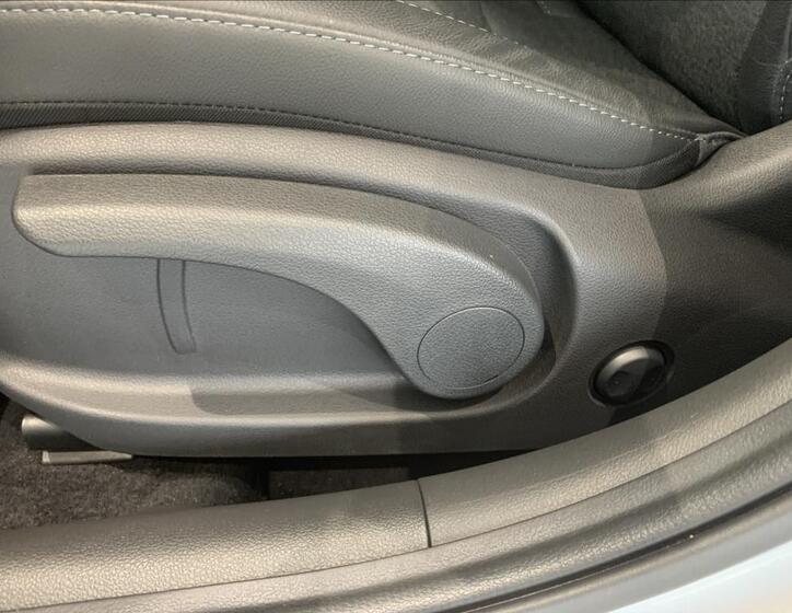 Hyundai i30 27