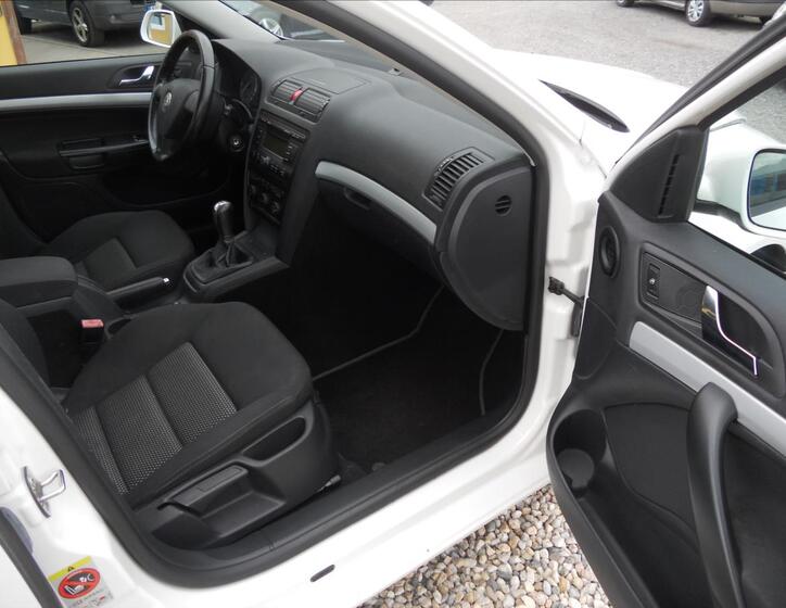 Škoda Octavia 19