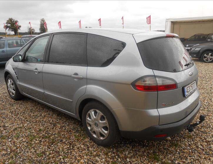 Ford S-MAX 8