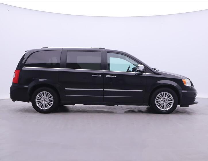 Lancia Voyager 8