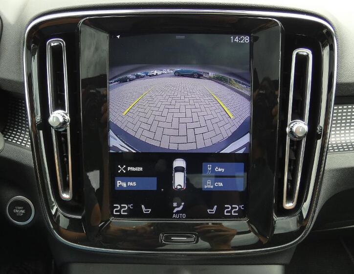 Volvo XC40 15