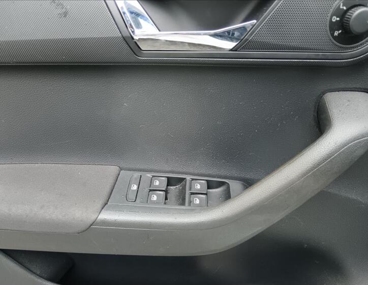 Škoda Fabia 23