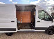Ford Transit 19
