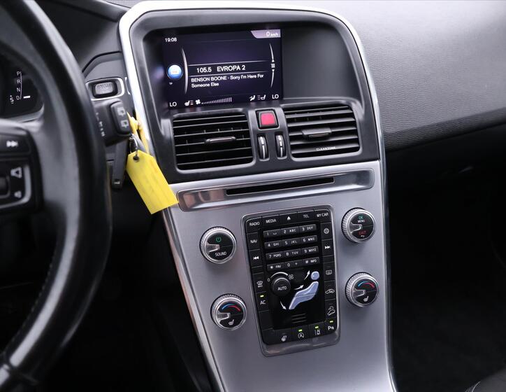 Volvo XC60 15