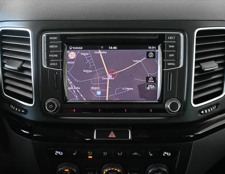 Volkswagen Sharan 19