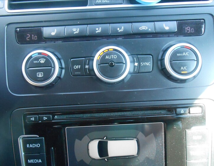 Volkswagen Touran 30