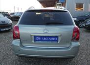 Toyota Avensis 5