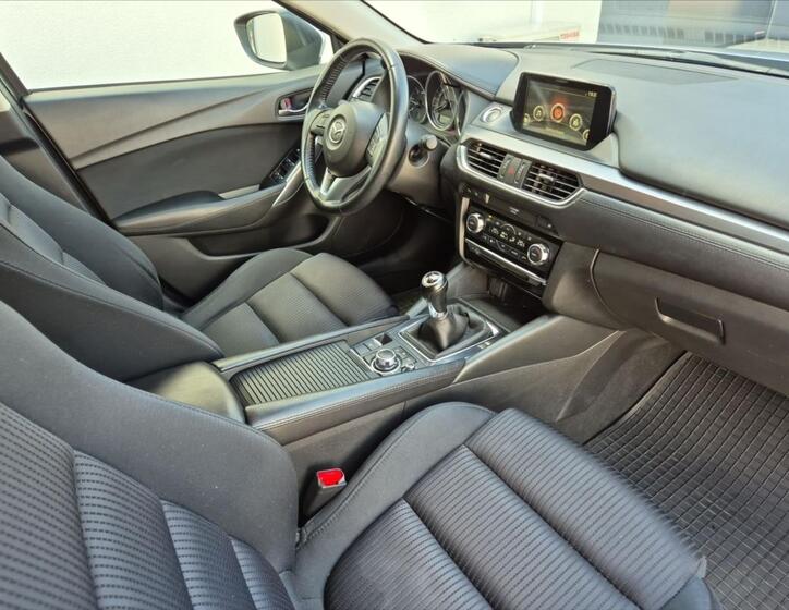 Mazda 6 12