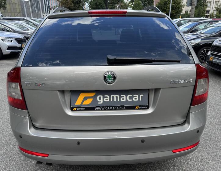 Škoda Octavia 8
